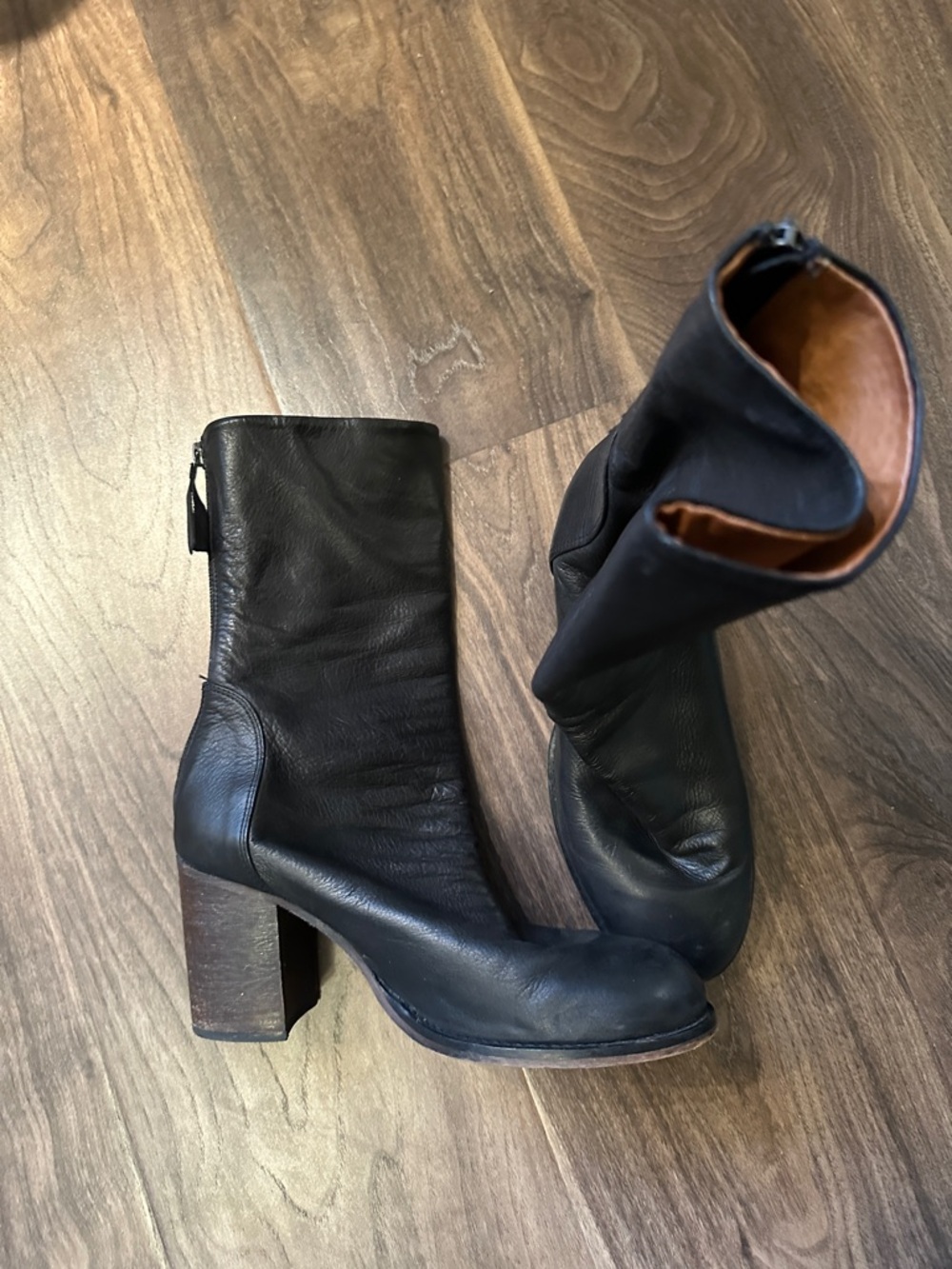 Black Leather Mid-Calf Block Heel Boots